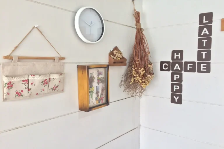 The Enchantment of Minimalist Design